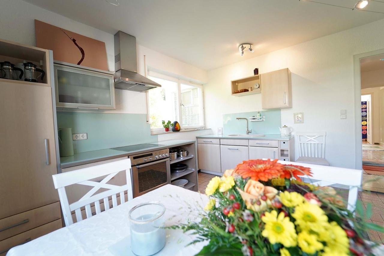 Ferienwohnung Im Haus Lotus Mit Grossem Balkon Und Garten Bad Urach Buitenkant foto