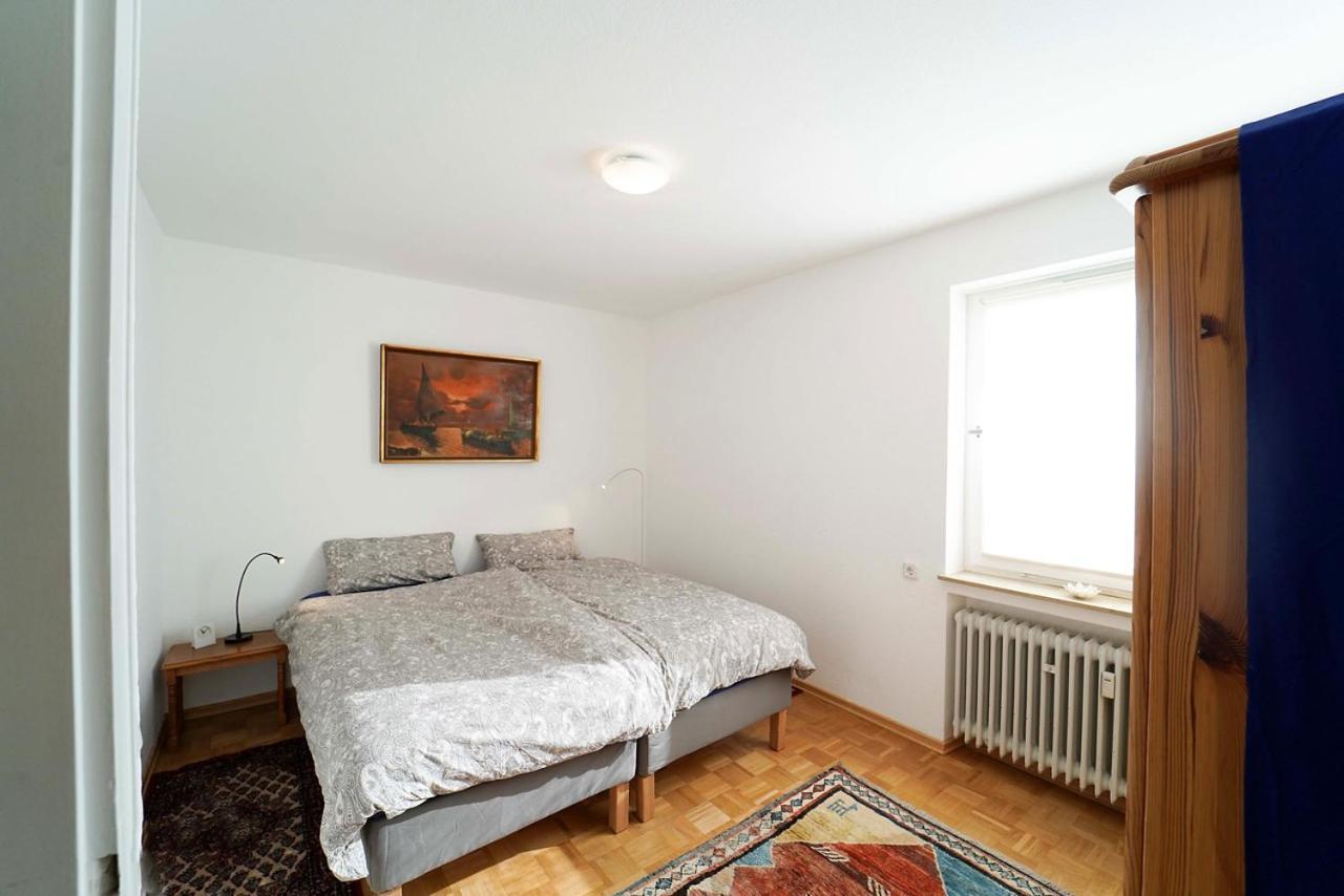 Ferienwohnung Im Haus Lotus Mit Grossem Balkon Und Garten Bad Urach Buitenkant foto
